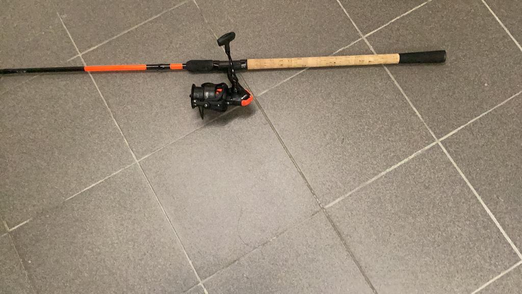 Guru 10 float pellet wagler vishengel, Enlèvement, Utilisé, Moulinet