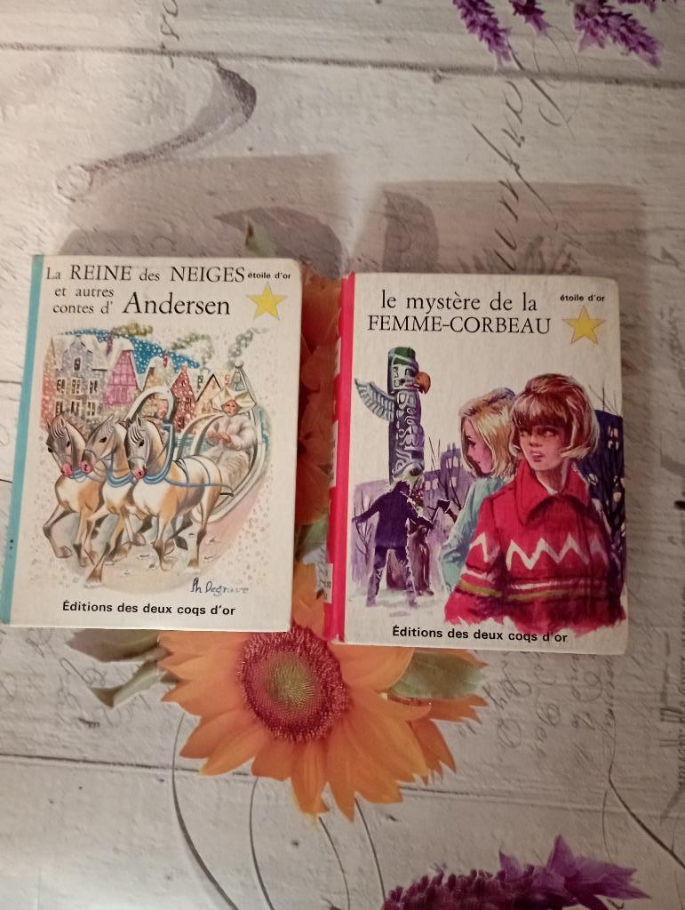 2 anciens livres. étoile d'or., Ophalen of Verzenden, Gelezen, Les deux coqs d'or