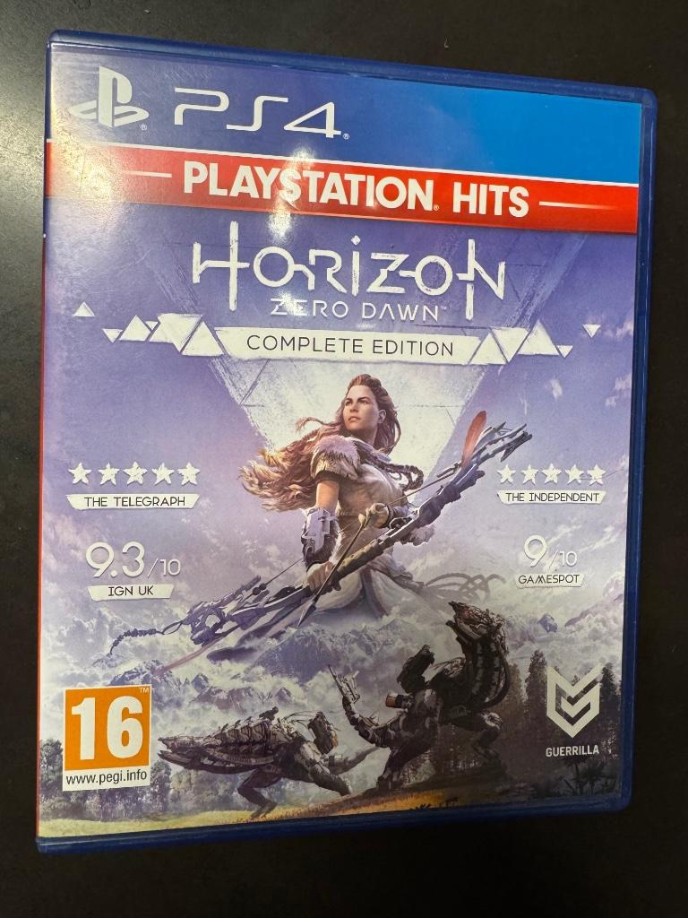 playstation 4 horizon zero dawn complete edition, Games en Spelcomputers, Ophalen, Zo goed als nieuw