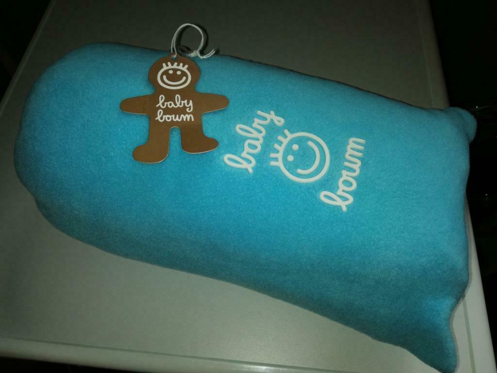 fleece dekentje "Baby Boum" nieuw!!, Ophalen of Verzenden, Nieuw, 100 cm of meer, Deken
