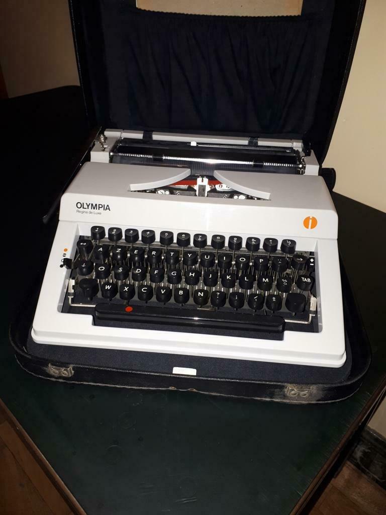 Machine à écrire Olympia, Enlèvement ou Envoi, Utilisé