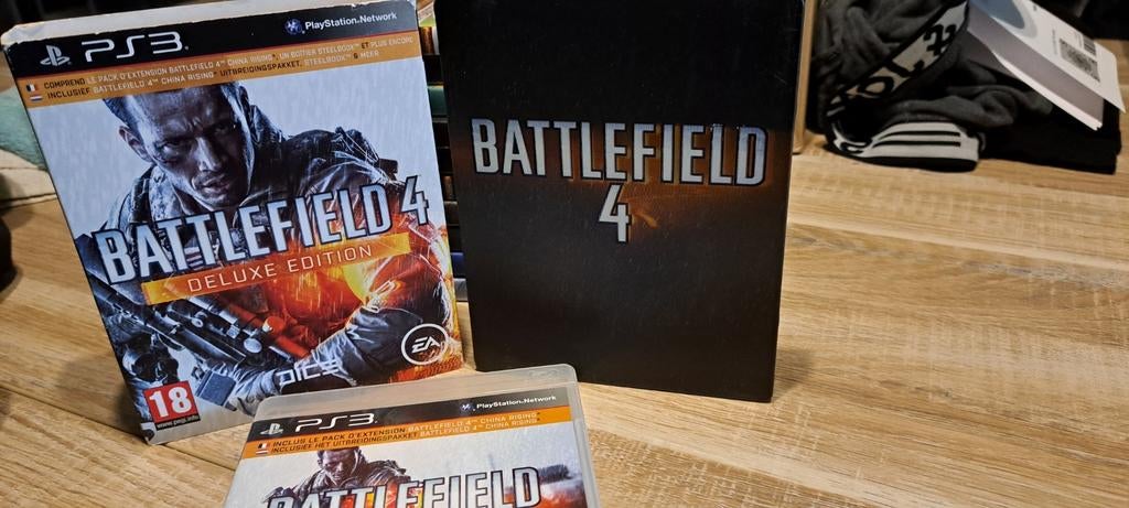 Boîtier en acier de Battlefield 4., Enlèvement ou Envoi, Comme neuf