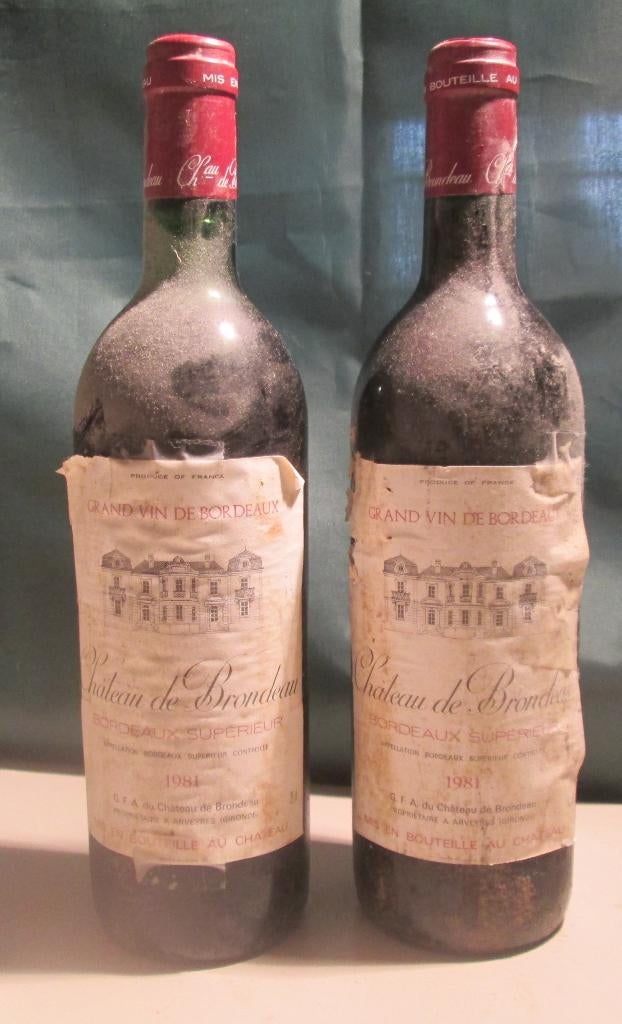 2x Château de Bondeau - Bordeaux Supérieur - 1981, Enlèvement ou Envoi, Pleine, Comme neuf, Vin rouge