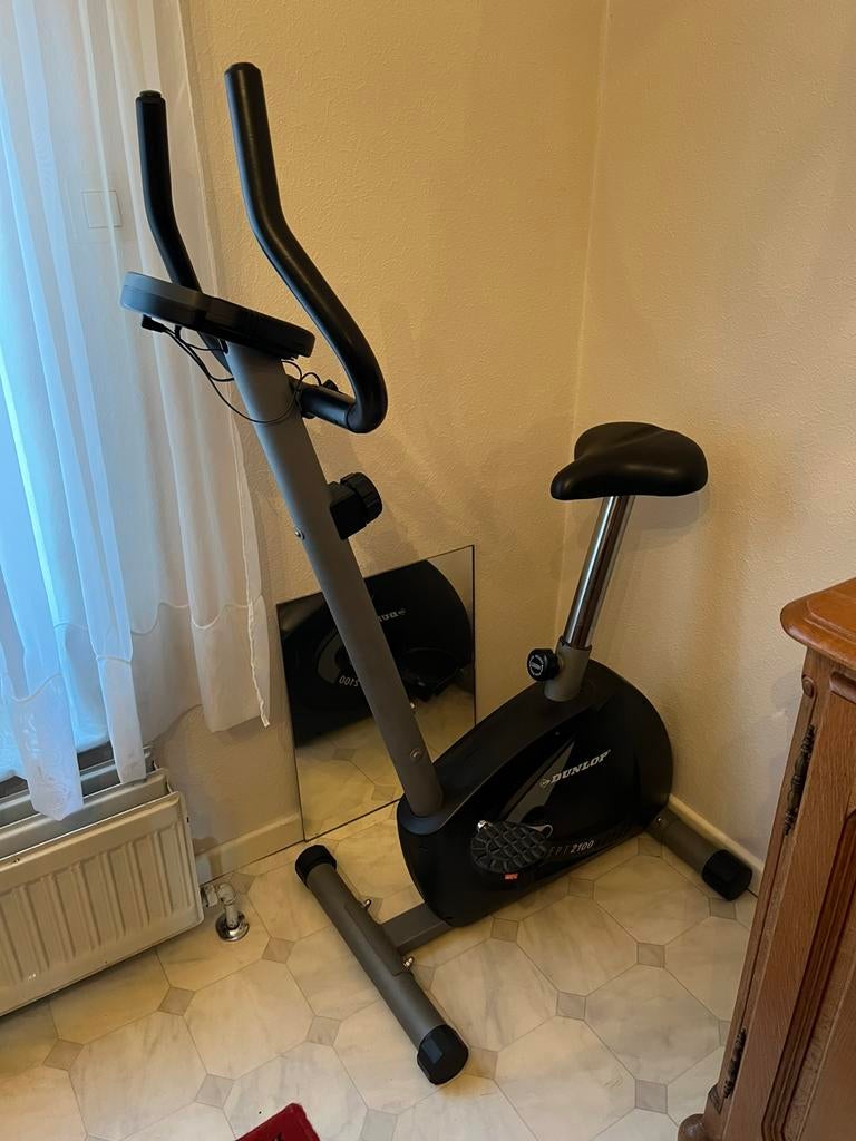 Dunlop Concept 2100 hometrainer, Sport en Fitness, Ophalen, Zo goed als nieuw, Benen, Hometrainer