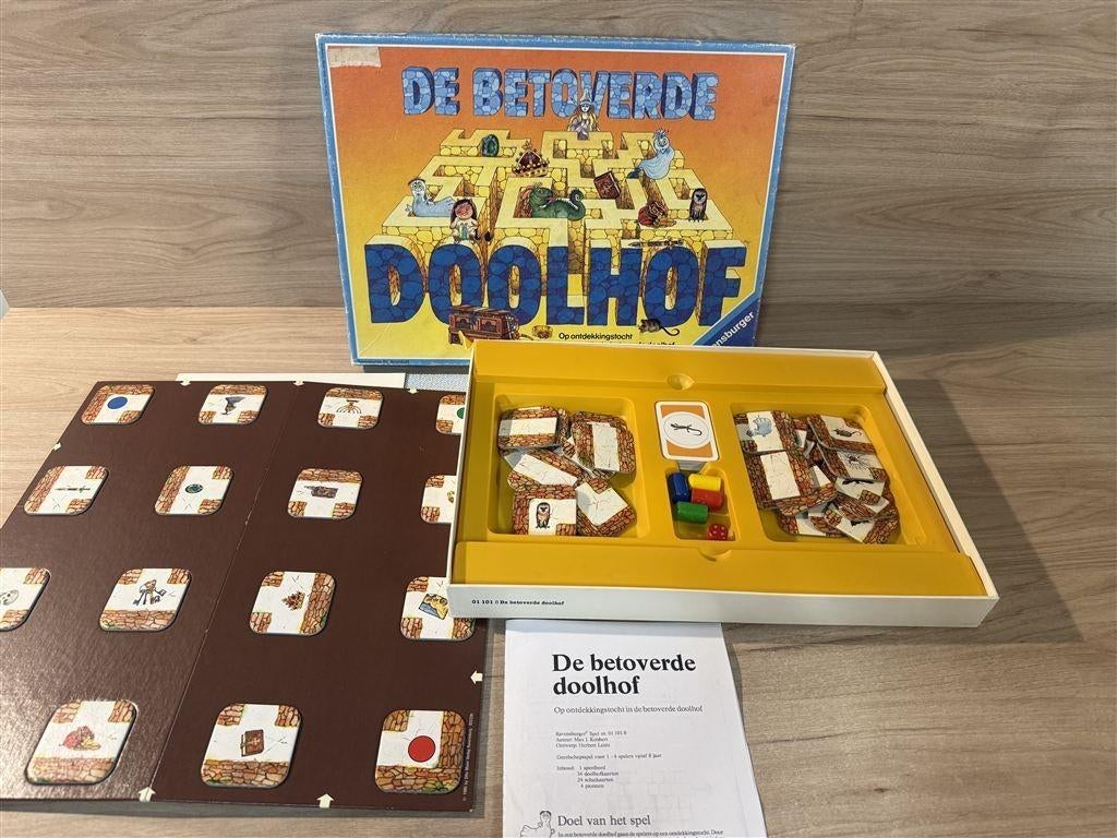 De betoverde doolhof - s5905, Verzenden, Zo goed als nieuw
