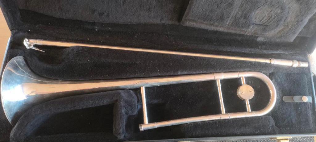 Trombone Antoine Courtois Paris Silver, Musique & Instruments, Instruments à vent | Trombones, Enlèvement, Utilisé, Ténor, Avec valise