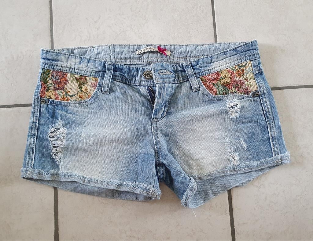 Toffe short - Maat 36, Blauw, Ophalen of Verzenden, Zo goed als nieuw, W28 - W29 (confectie 36)
