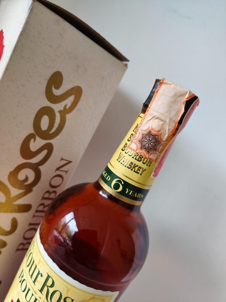 Four Roses 1970 Bottle, 6 years, uniek met box! Bourbon, Overige gebieden, Overige typen, Nieuw, Ophalen of Verzenden