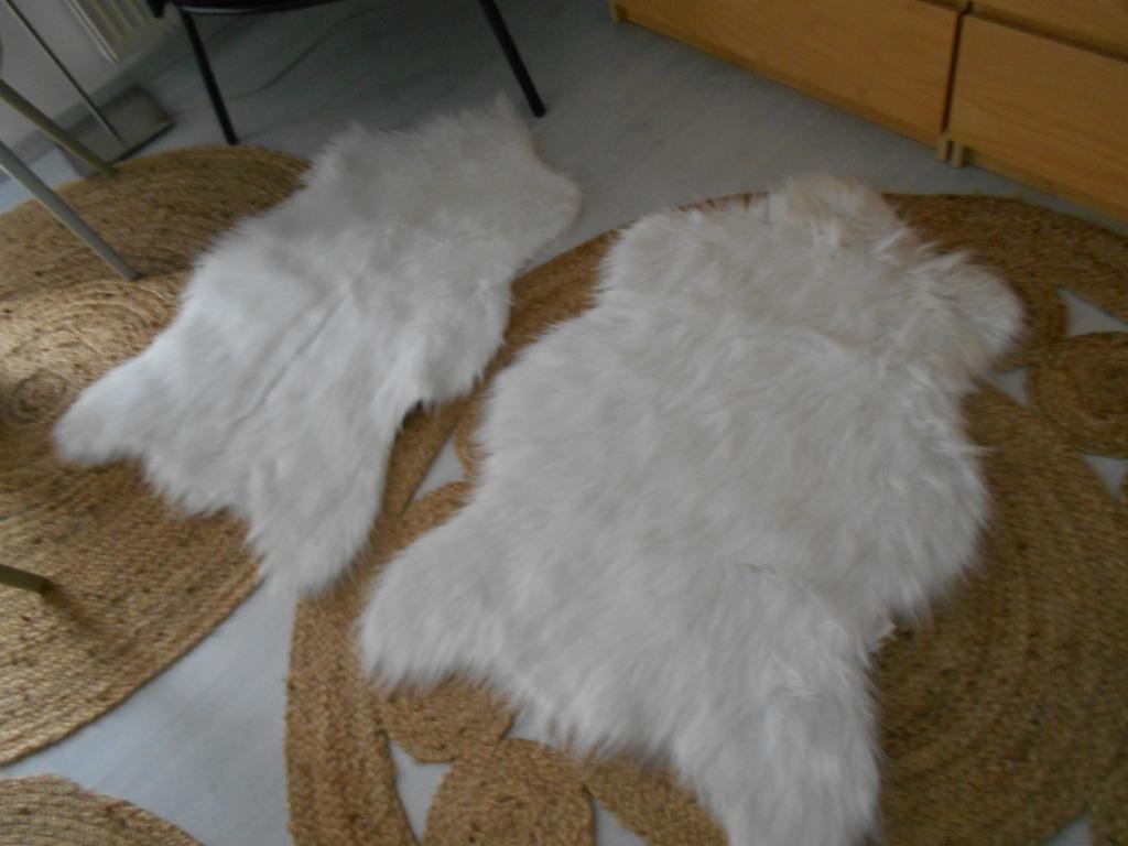 NOEL...Tapis en fausse fourrure...lot de 2pièces, Enlèvement ou Envoi, Utilisé