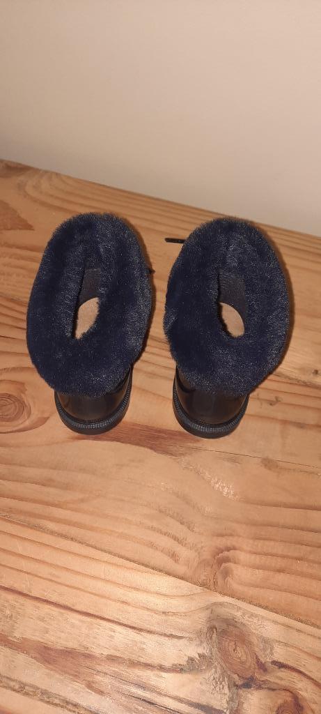 Mooie nieuwe laarsjes maat 22, Meisje, Made in spain, Nieuw, Ophalen of Verzenden