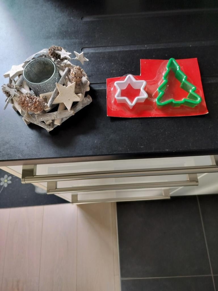 Kerstversiering en bakvormen, samen voor, Diversen, Ophalen, Zo goed als nieuw
