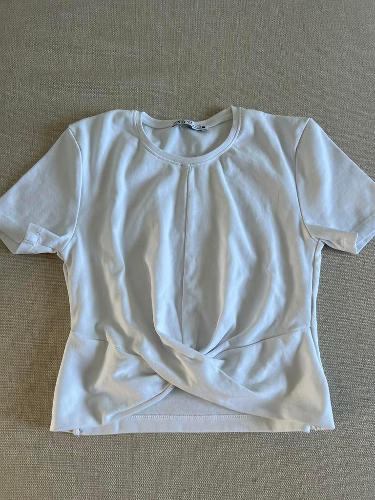 T-shirt Zara taille S, Kleding | Dames, Topjes, Zo goed als nieuw