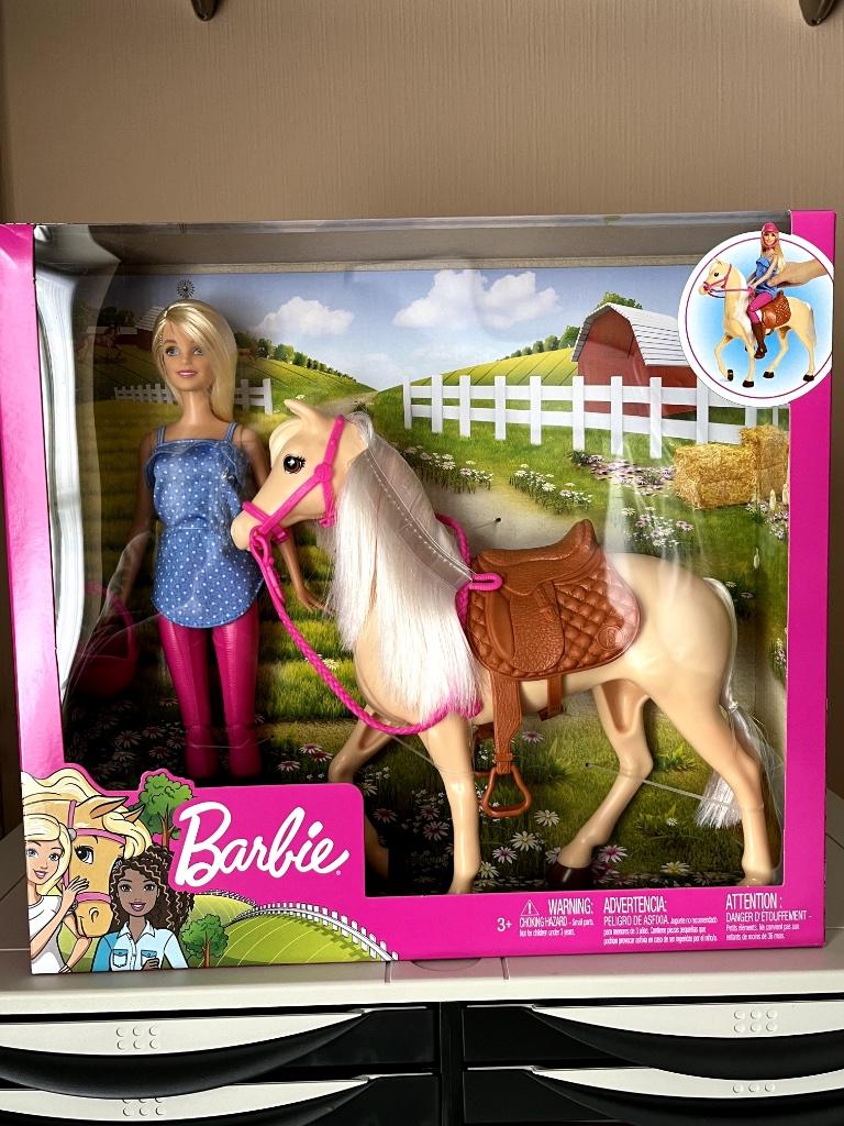 Barbie aime son cheval (FXH13), Enfants & Bébés, Jouets | Poupées, Enlèvement ou Envoi, Neuf, Barbie