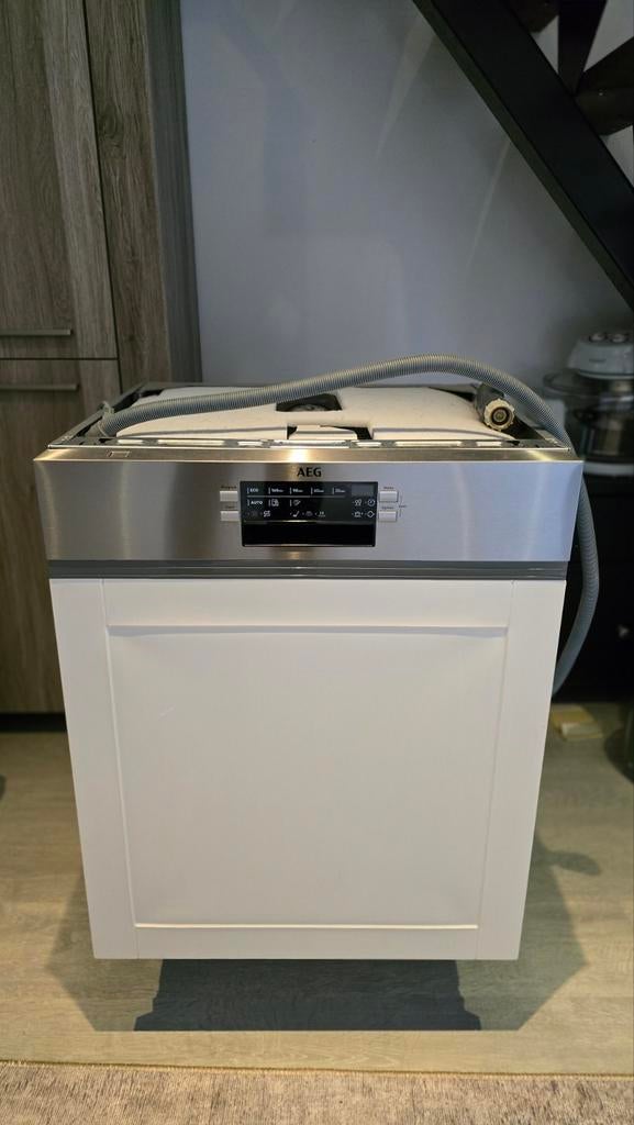 Lave-vaisselle encastrable AEG FES5368XZM - Parfait état - 1, Enlèvement