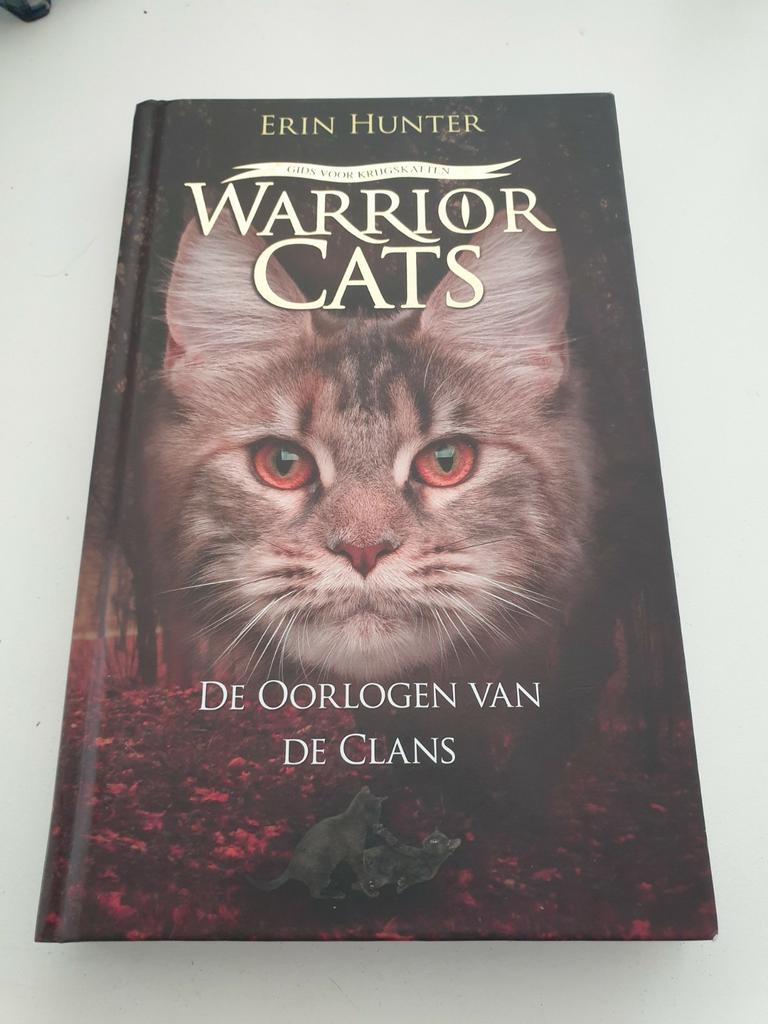 Erin Hunter - De oorlogen van de clans, Ophalen of Verzenden, Zo goed als nieuw, Erin Hunter