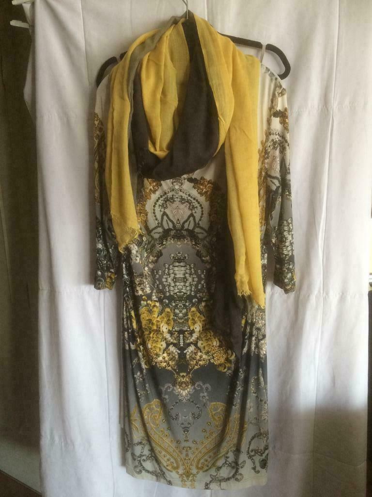Kleed Apanage Mt 44, Kleding | Dames, Ophalen of Verzenden, Zo goed als nieuw, Maat 42/44 (L), Overige kleuren