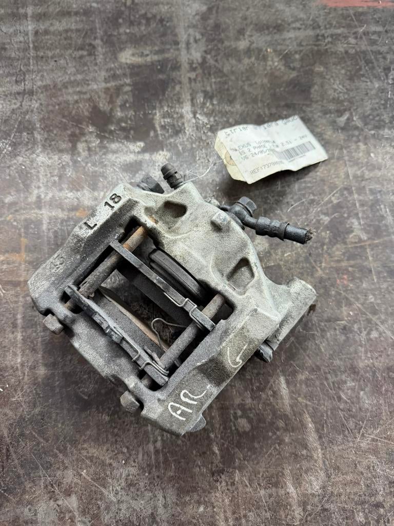 Etrier de frein arriere gauche Lexus Gs300-350-450, Auto-onderdelen, Ophalen of Verzenden, Lexus
