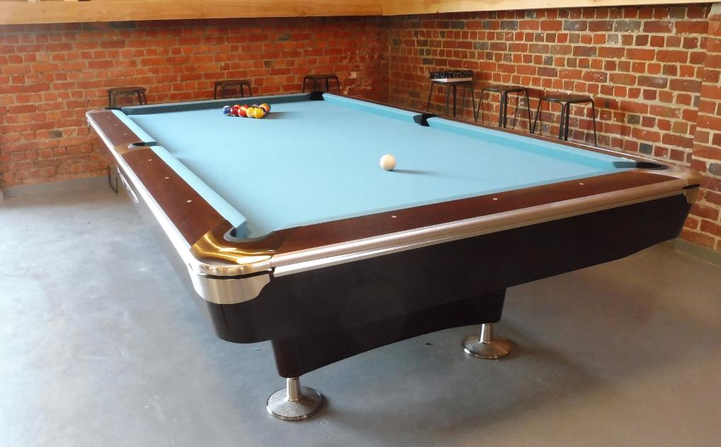 Pooltafel  - cheeta 9ft  -  2499, Sport en Fitness, Biljarten en Poolen, Ophalen of Verzenden, Nieuw, Pooltafel