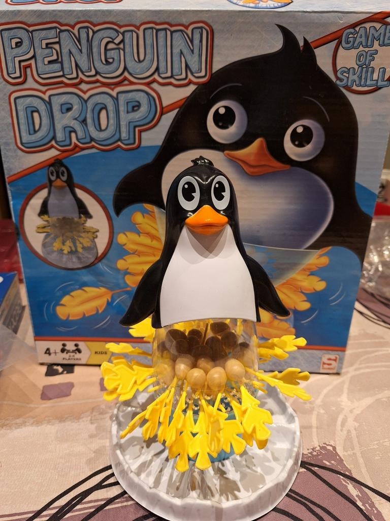 Pinguin drop, Ophalen of Verzenden, Zo goed als nieuw