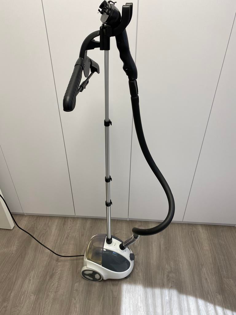 Kleding verticale stomer, Elektronische apparatuur, Ophalen, Zo goed als nieuw
