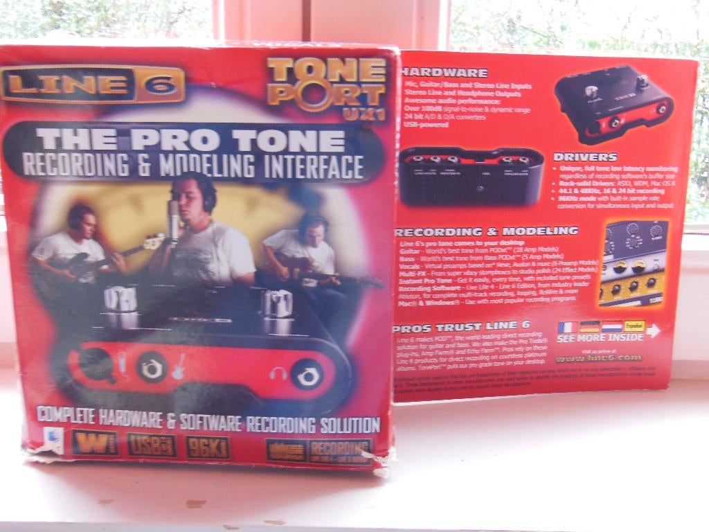 the pro tone Line 6, Muziek en Instrumenten, Ophalen of Verzenden