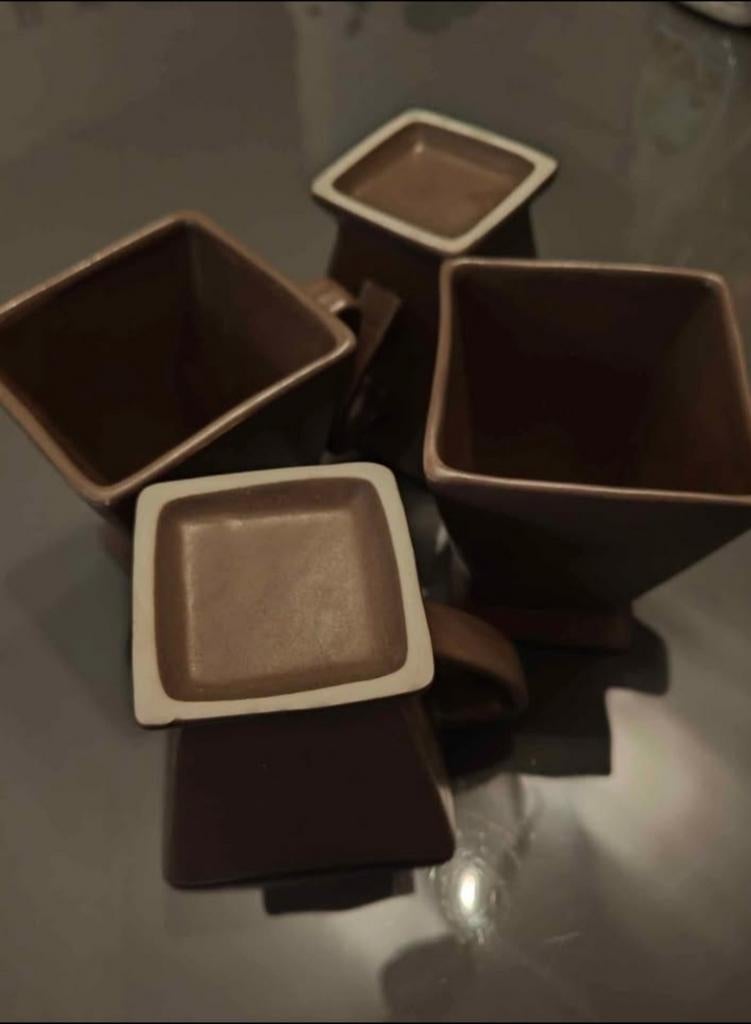 4 Tasses, Maison & Meubles, Cuisine | Vaisselle, Comme neuf