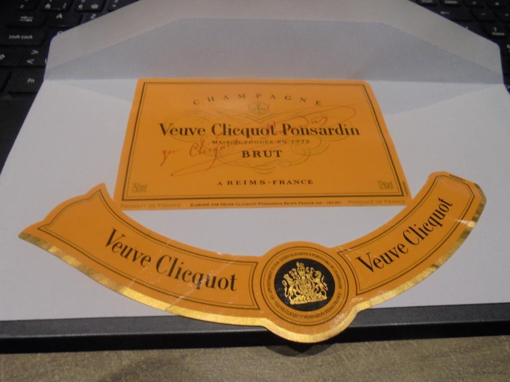 etiket champagne veuve Clicquot Ponsardin, Collections, Marques & Objets publicitaires, Enlèvement, Comme neuf, Autres types