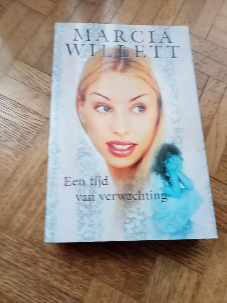 Marcia Willett: Een tijd van verwachting, Boeken, Ophalen of Verzenden, Gelezen