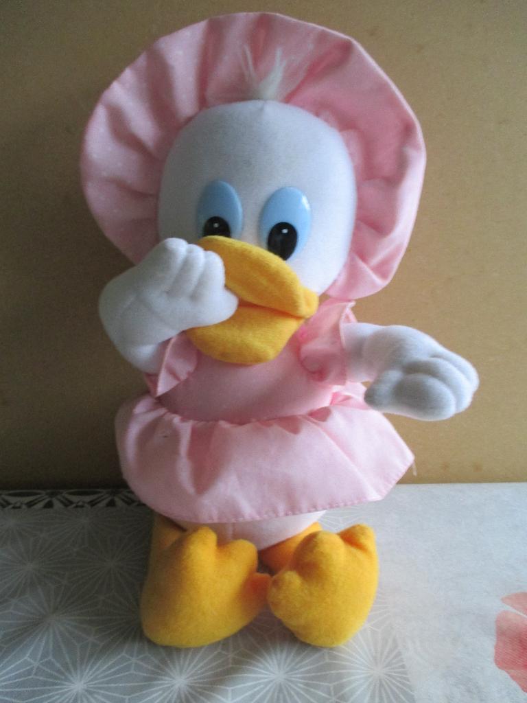 disney baby duck knuffel, Verzamelen, Ophalen of Verzenden, Donald Duck, Zo goed als nieuw, Knuffel