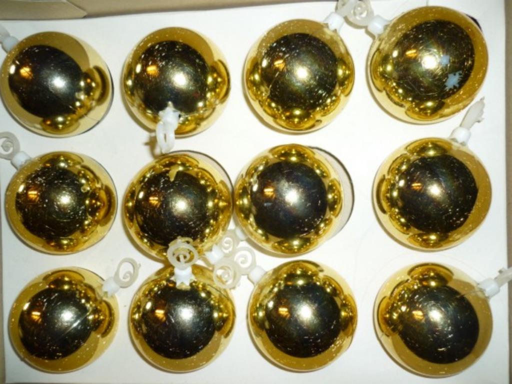 Verschillende dozen met telkens 12 kerstballen, Ophalen, Gebruikt