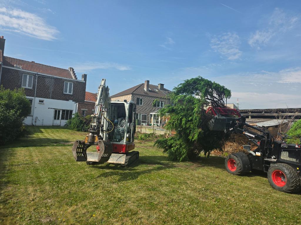 Graafmachine met machinist, Trottoir