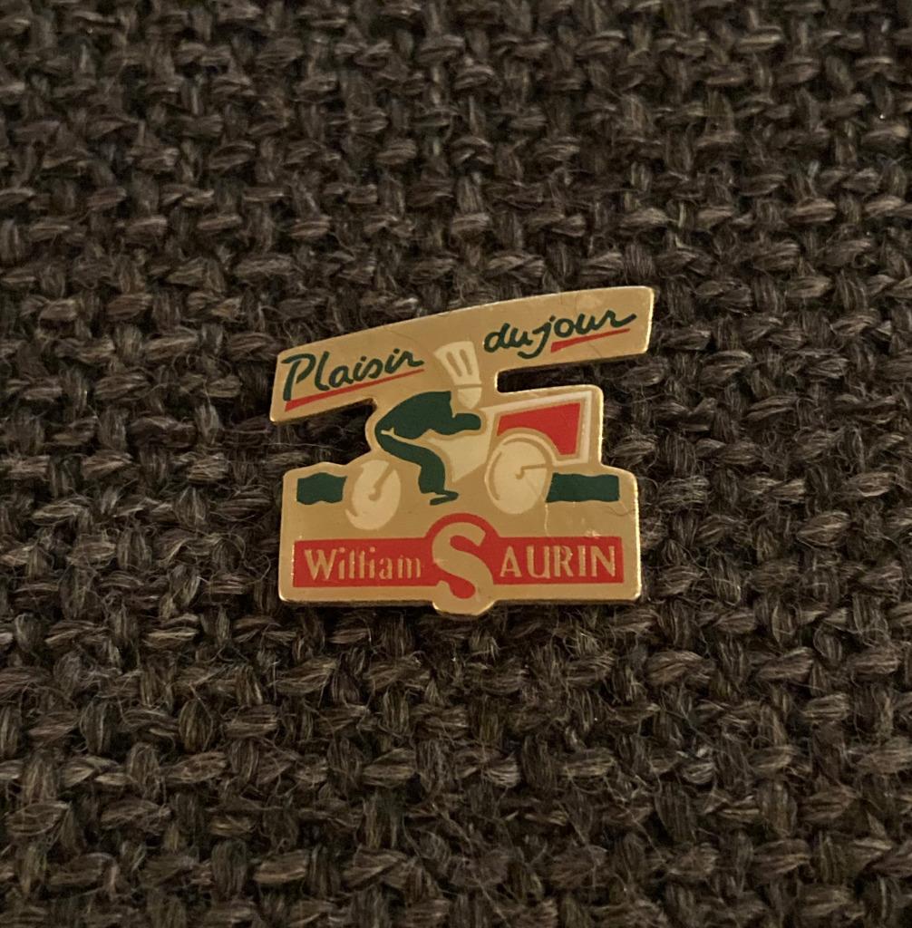 PIN - WILLIAM SAURIN - TRAITEUR, Envoi, Utilisé, Marque, Insigne ou Pin's