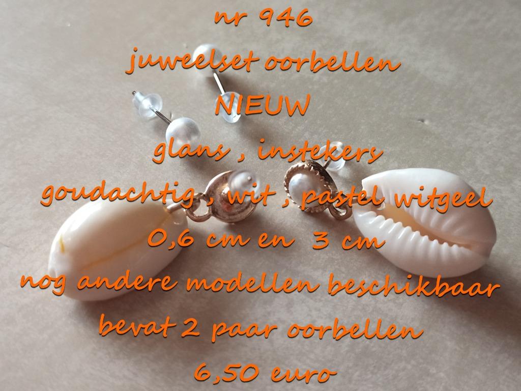 946. Parure : boucles d'oreilles, NEUF, frais de port inclus, Bijoux, Sacs & Beauté, Boucles d'oreilles, Autres matériaux, Blanc
