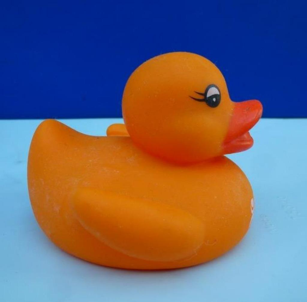 badeendjes Omnia 4 verschillende 5 - 6 cm gebruikt, Verzamelen, Ophalen of Verzenden, Gebruikt