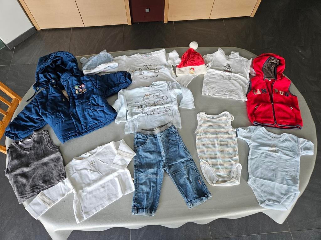 Lot de 29 vêtements garçon 18 à 24 mois automne hiver, Enlèvement, Taille 86