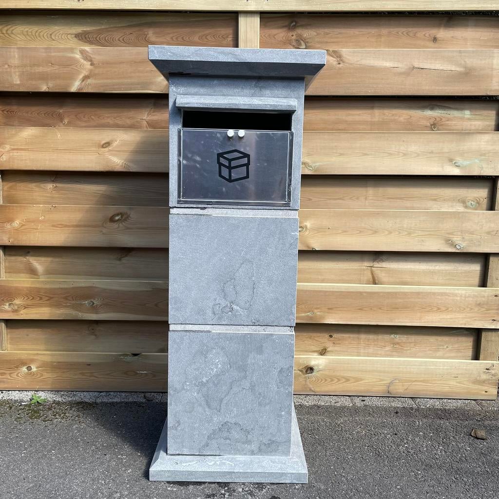 Blauwsteen pakketbrievenbus, Tuin en Terras, Brievenbussen, Ophalen
