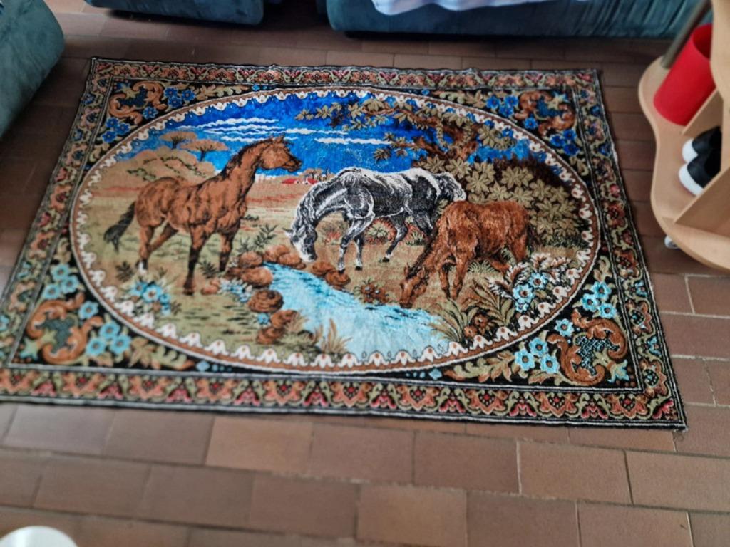 Tapijt met paarden, Ophalen of Verzenden, Zo goed als nieuw, Overige kleuren, Tapijt