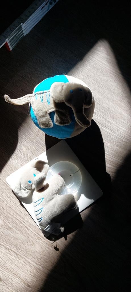Bijtring en pluche rammelaar olifant, Kinderen en Baby's, Ophalen of Verzenden, Nieuw