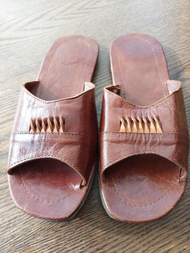 Handgemaakte lederen mannensandalen maat 42 uit Iran  nieuw, Vêtements | Hommes, Chaussures, Neuf, Enlèvement ou Envoi, Brun, Sandales