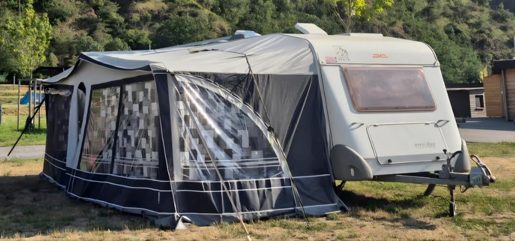 Caravan Knaus sudwind 550, Ophalen