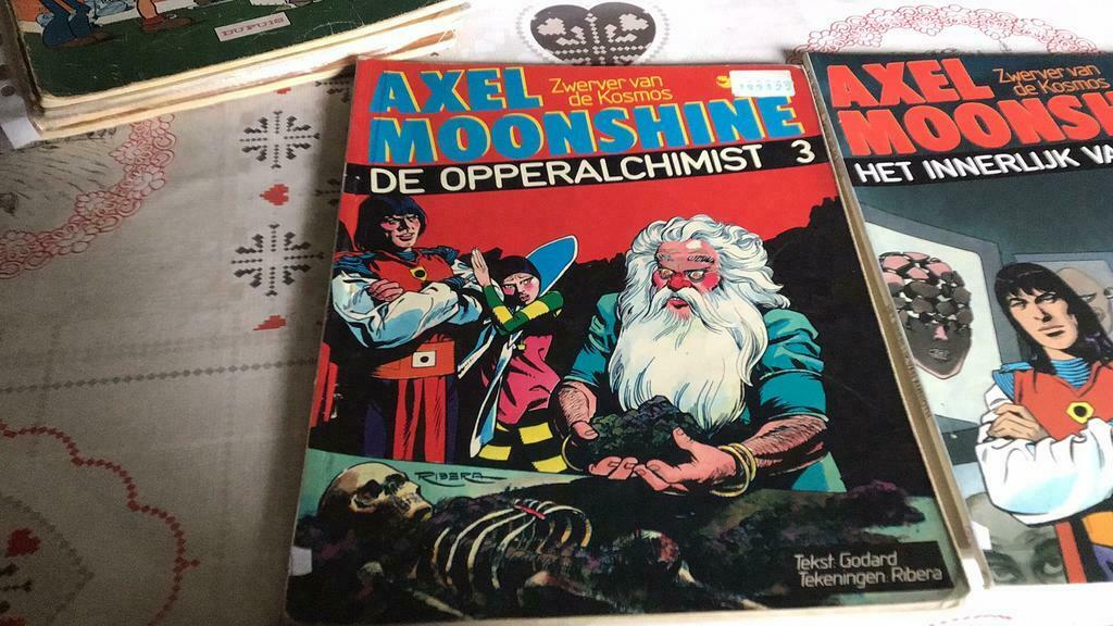 Axel moonshine (=), Boeken, Meerdere stripboeken, Ophalen, Gelezen