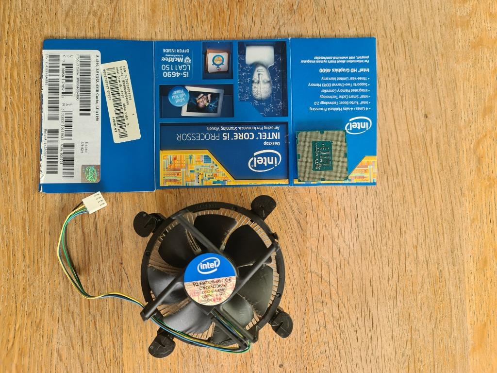Intel I5 4690 3,5 Ghz 6Mb cache met cooler Intel, Computers en Software, Processors, Ophalen, 4-core, Zo goed als nieuw, LGA 1150