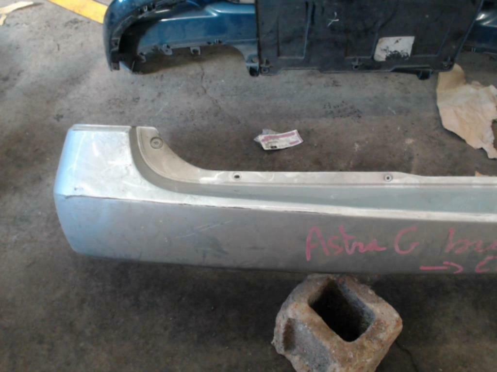 pare choc arriere  opel astra g break, Autos : Pièces & Accessoires, Carrosserie & Tôlerie, Pare-chocs, Opel, Avant, Utilisé, Enlèvement
