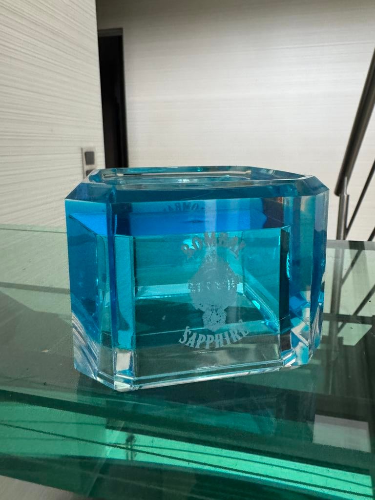 PORTE-BOUTEILLE/PORTE-BOUTEILLE EN SAPHIR LUCITE BOMBAY, Collections, Enlèvement ou Envoi, Comme neuf
