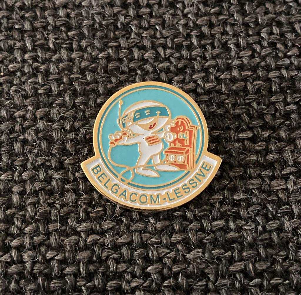 PIN - BELGACOM, Collections, Broches, Pins & Badges, Envoi, Utilisé, Autres sujets/thèmes, Insigne ou Pin's