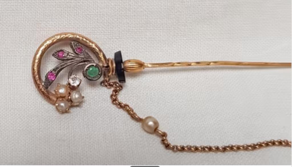 Bijou Art Déco Fibula 18 carats., Enlèvement ou Envoi, Or, Broche, Avec pierre précieuse