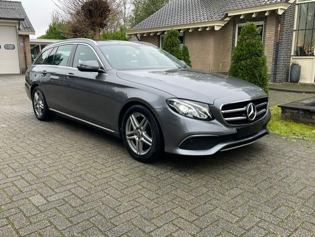 Caméra LED à écran large pour Mercedes E 200 d AVANTGARDE NA, Autos, Mercedes-Benz, Entreprise, Achat, Classe E, ABS, Caméra de recul