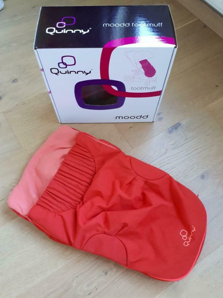 Quinny Moodd voetenzak / footmuff (nieuw) - red revolution, Enfants & Bébés, Enlèvement ou Envoi, Neuf, Quinny
