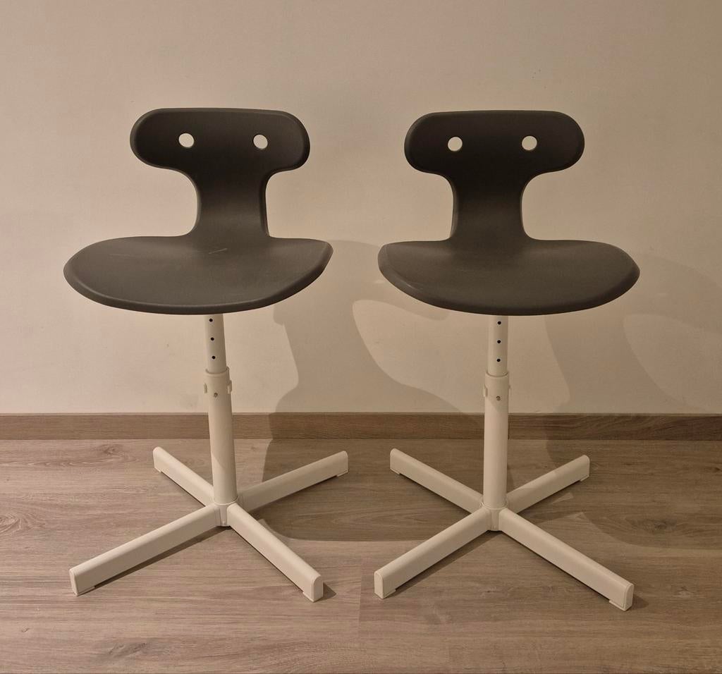 2 bureaustoeltjes Ikea (model MOLTEN), Enlèvement, Comme neuf, Gris, Chaise de bureau