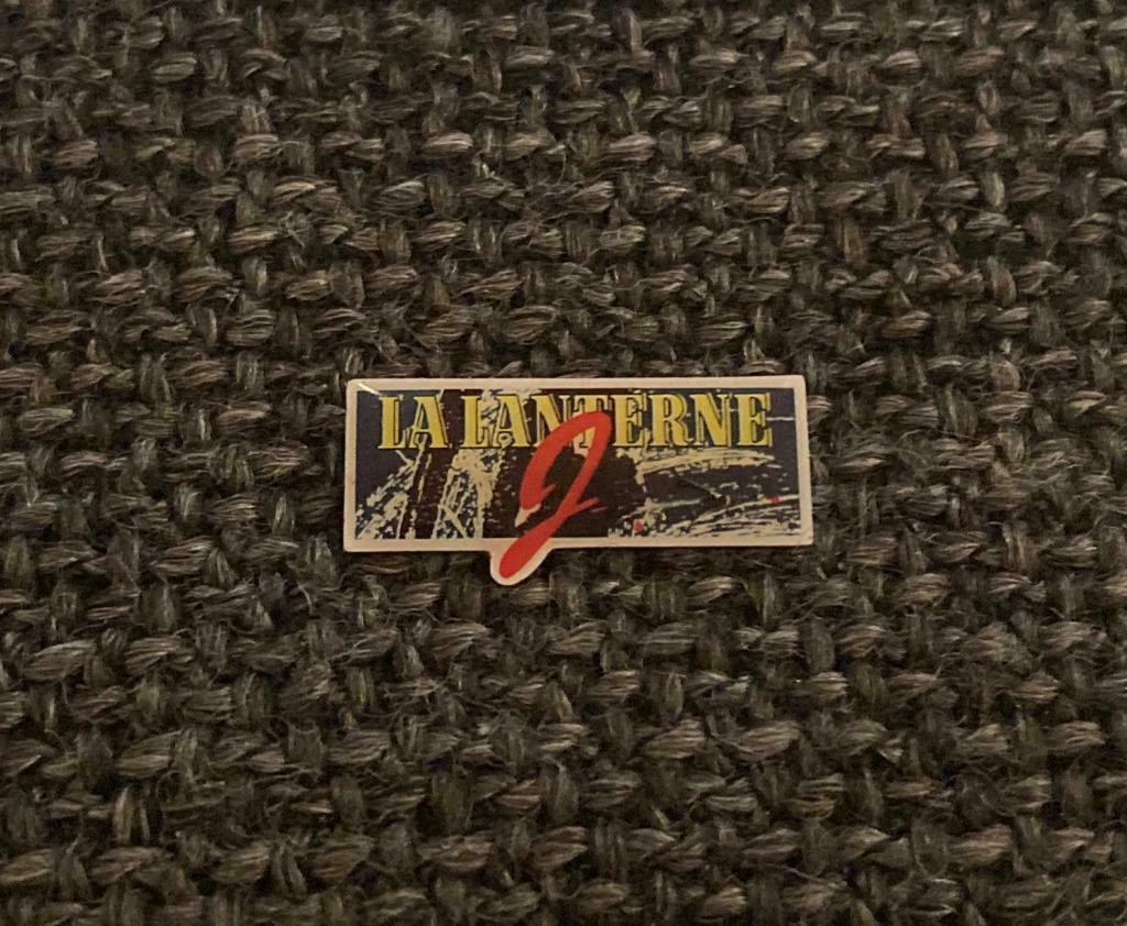 PIN - LA LANTERNE, Envoi, Utilisé, Autres sujets/thèmes, Insigne ou Pin's